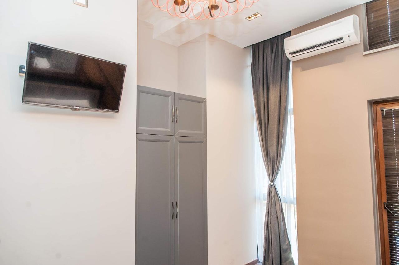 Guest House People Korce Exterior foto